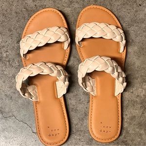 Braided flat sandals